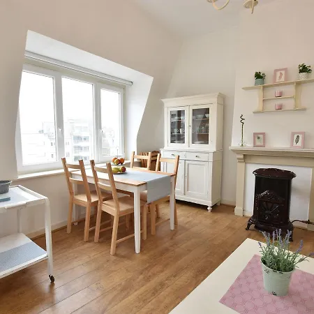 Cozy In Middelkerke Near Beach Apartment *
