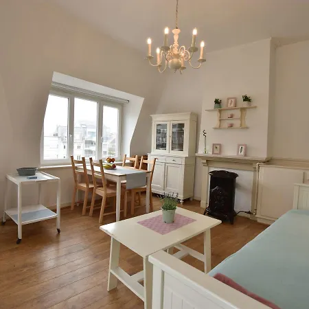 Cozy In Middelkerke Near Beach Apartment